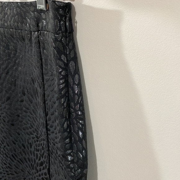 LOFT Metallic Shimmer Jacquard Floral Embossed Black Skirt 4 - Picture 3 of 14